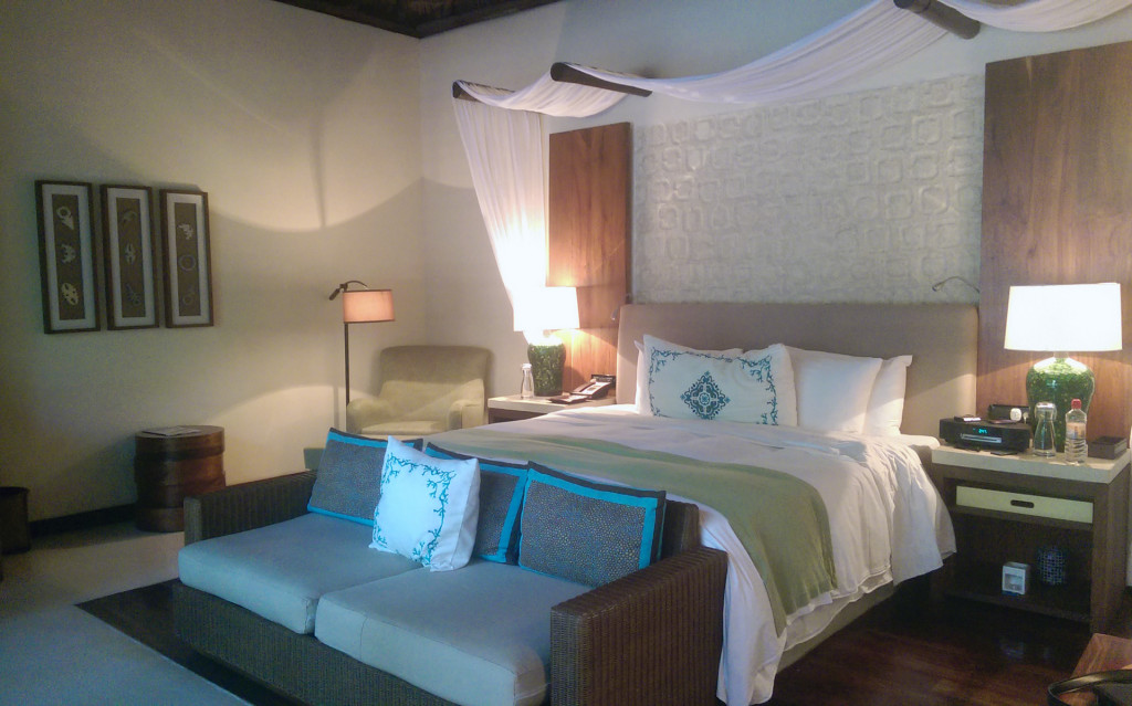 The-Viceroy-Riviera-Maya-bedroom
